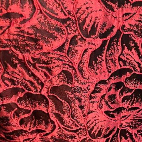 White House Black Market Red and Black Rose Motif Jacquard A-Line Dress 8 EUC - Picture 12 of 12